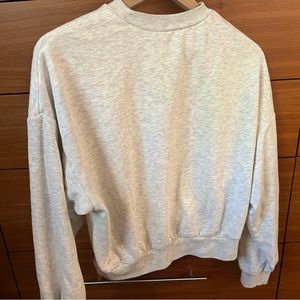 H & M crewneck sweatshirt
